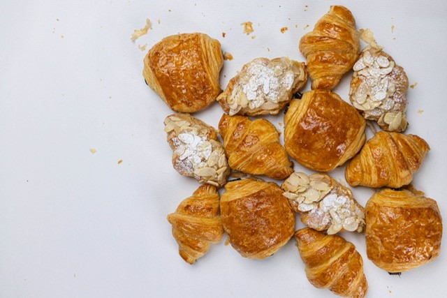 Mixed Pastries (12 pcs)