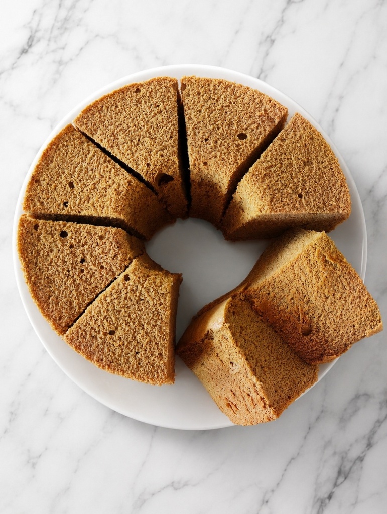 Coffee Chiffon Cake (Whole)
