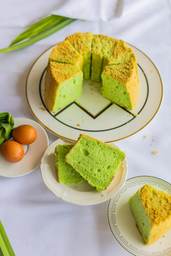 Pandan Chiffon Cake (Whole)